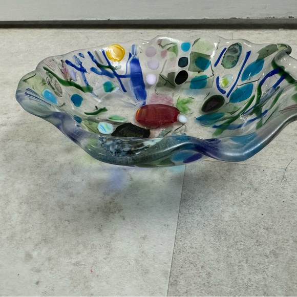 Fused, glass art glass bowl, decorative piece - Picture 14 of 14